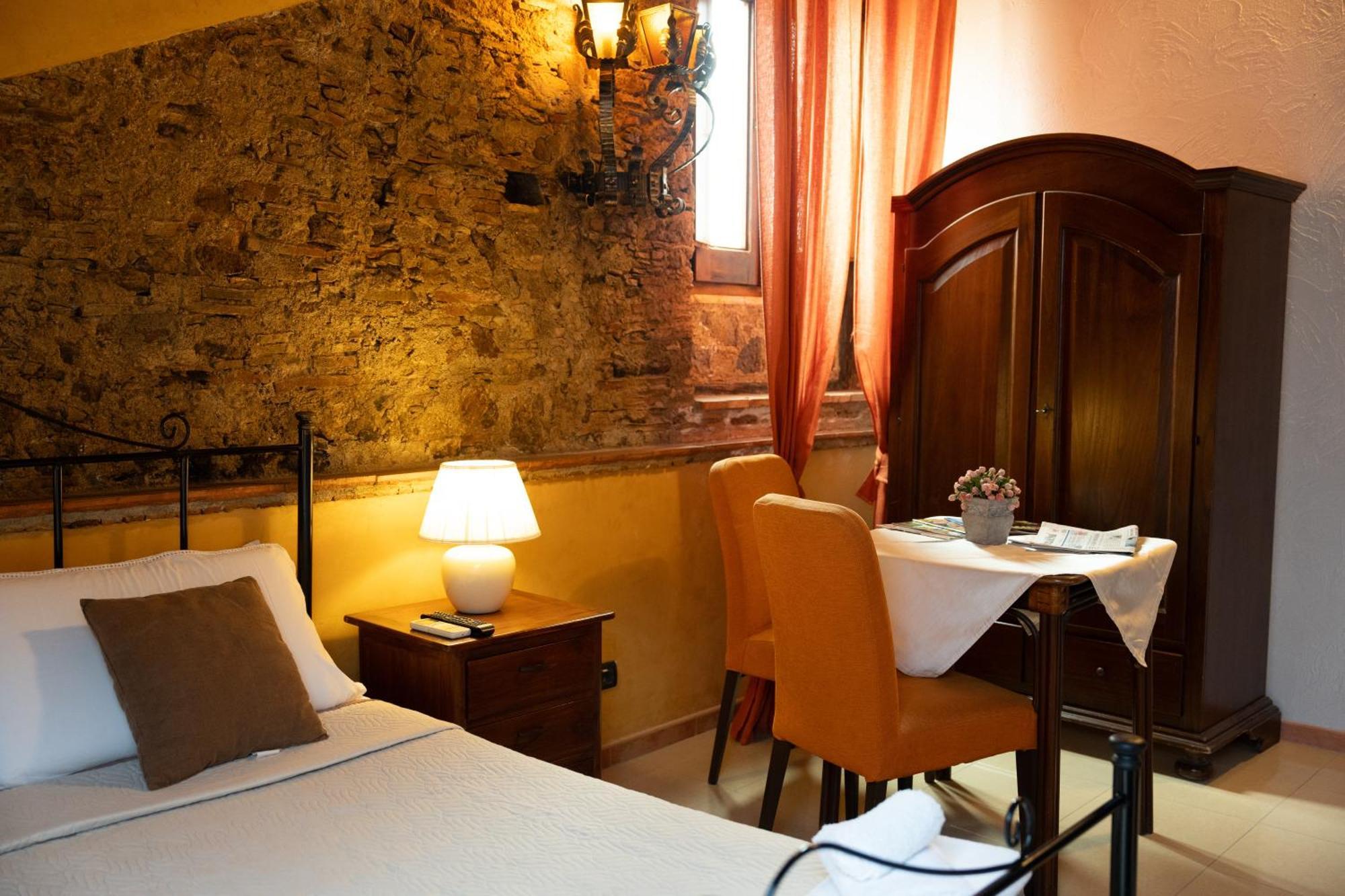 Residenza L'Antico Borgo Hotel Filadelfia Eksteriør bilde